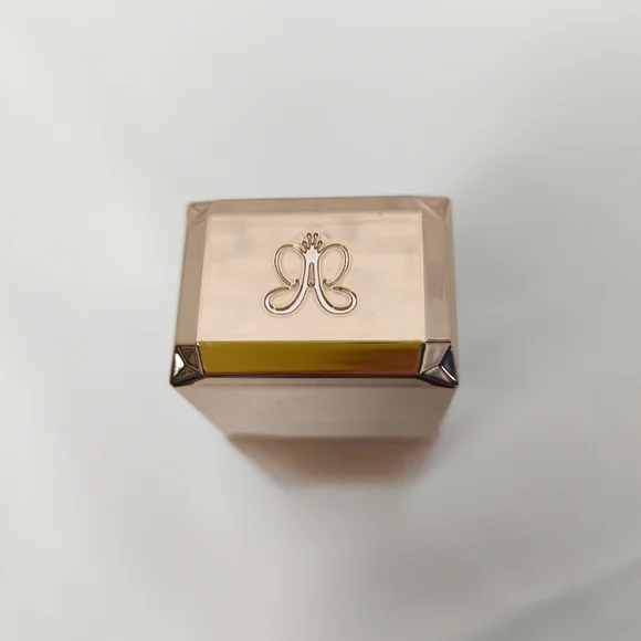 Anastasia Beverly Hills Impeccable Blurring Second Skin Foundation Matte 4.5W - Picture 2 of 5